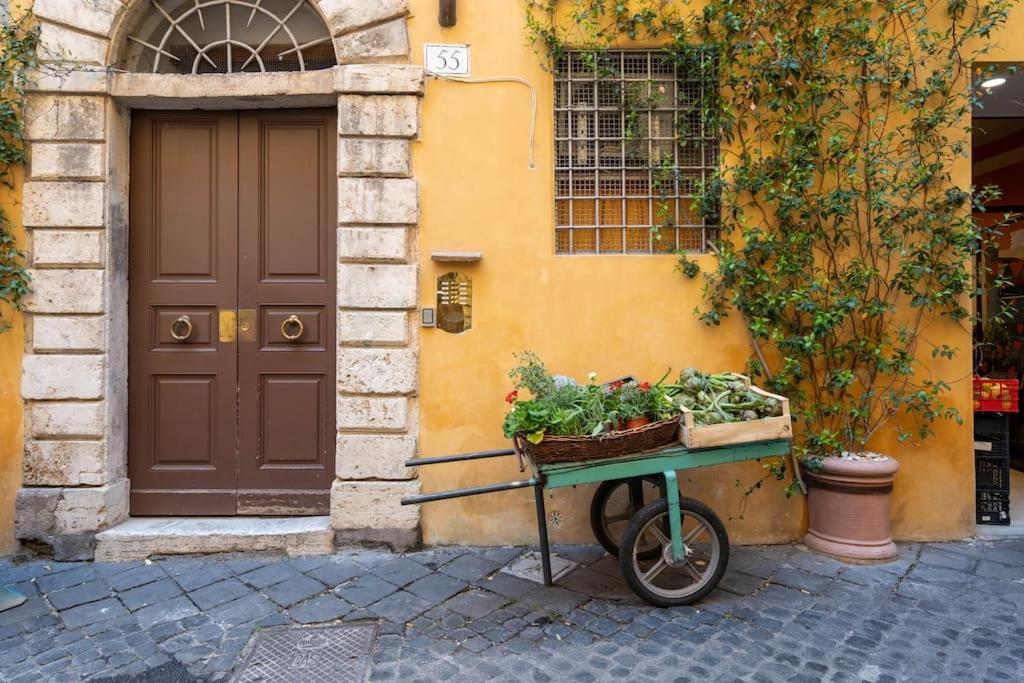 Tiny House Nel Cuore Di Roma Exterior photo